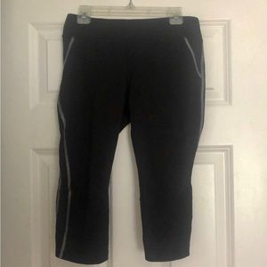 Oiselle capri leggings size small